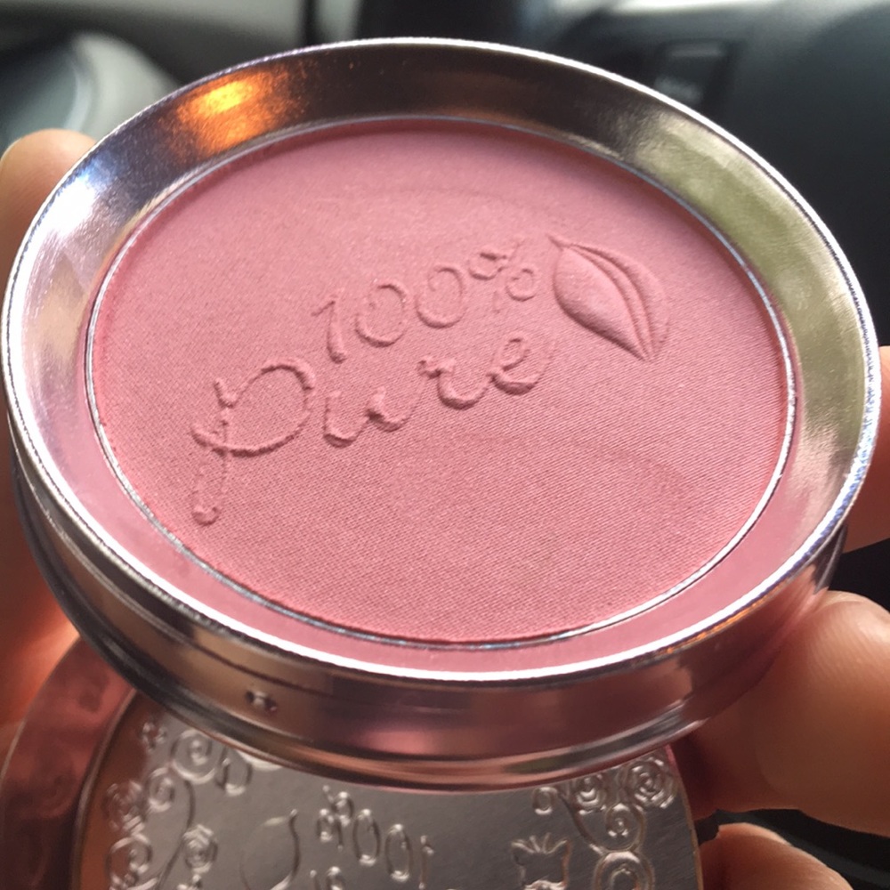 100 % pure fruit pigmented blush powder